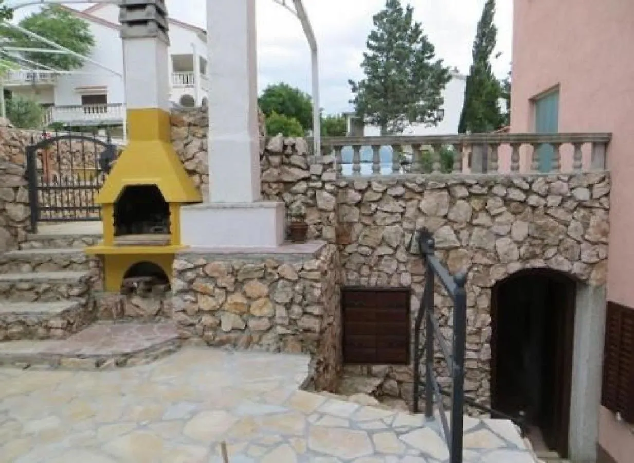 Apartments Ivona 4 Novi Vinodolski