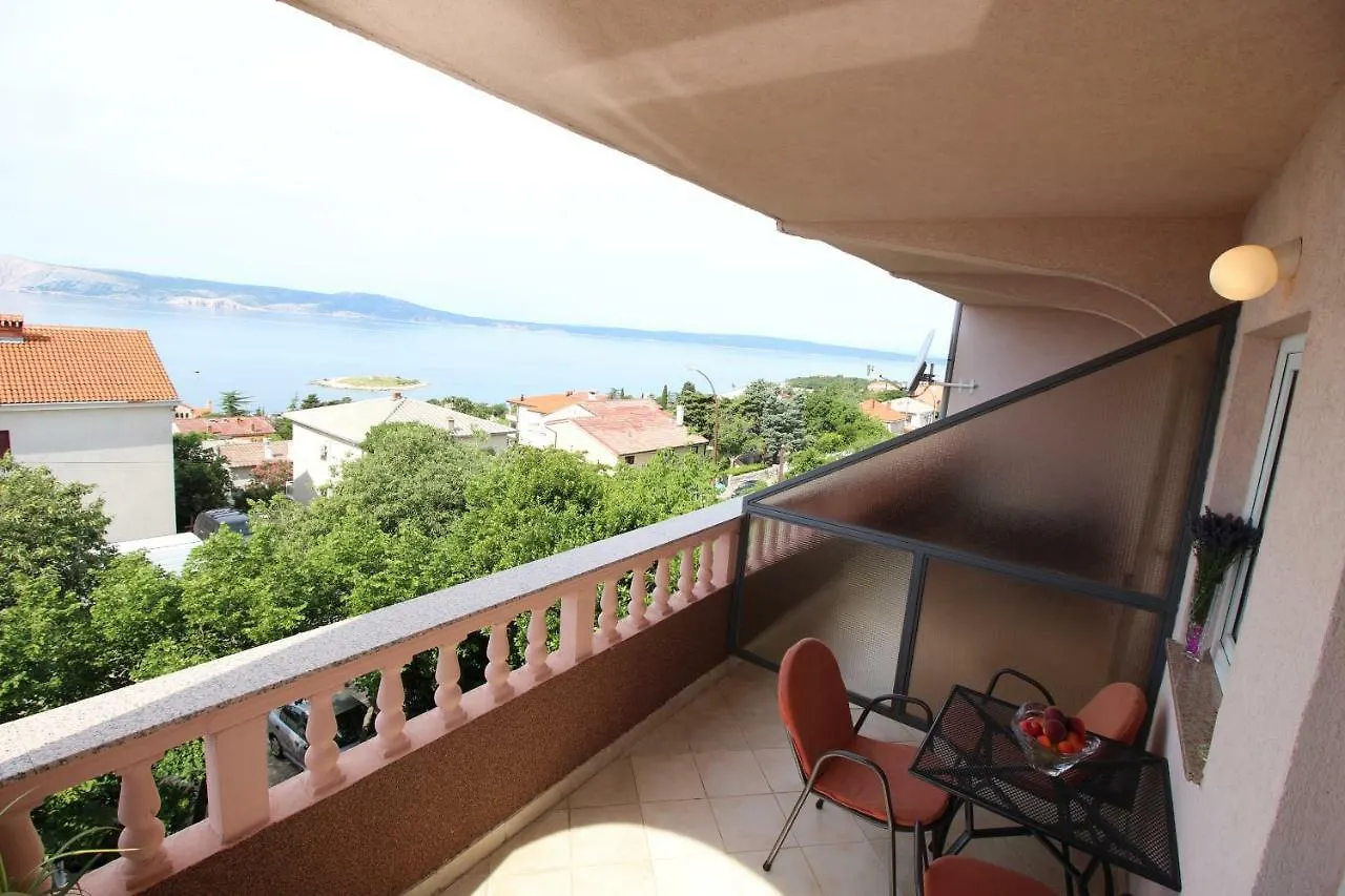 Apartments Ivona 4 Novi Vinodolski